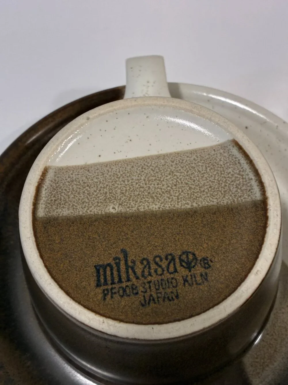 Mikasa inside heavy cracks